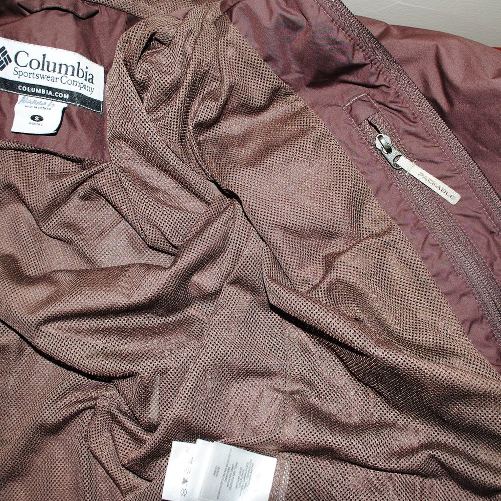 Columbia Spring Windbreaker - Picture 9 of 11